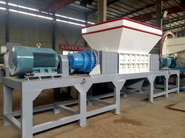 垃圾撕碎機(jī)