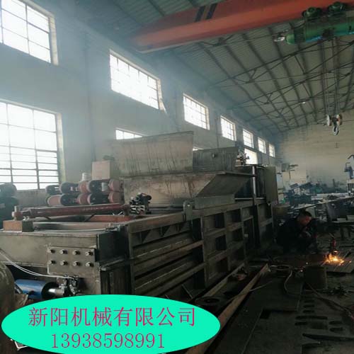 廢紙打包機(jī)對(duì)液壓油的使用要求是什么?