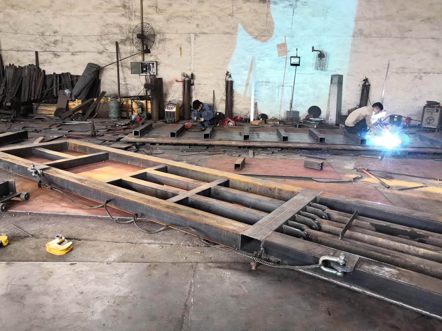 廢紙打包機的油箱設計方案是什么?